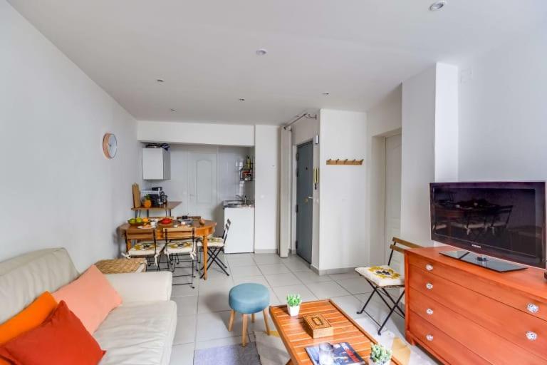 Guestready - Bel Apt A 6 Min Du Metro Gare Du Nord باريس المظهر الخارجي الصورة